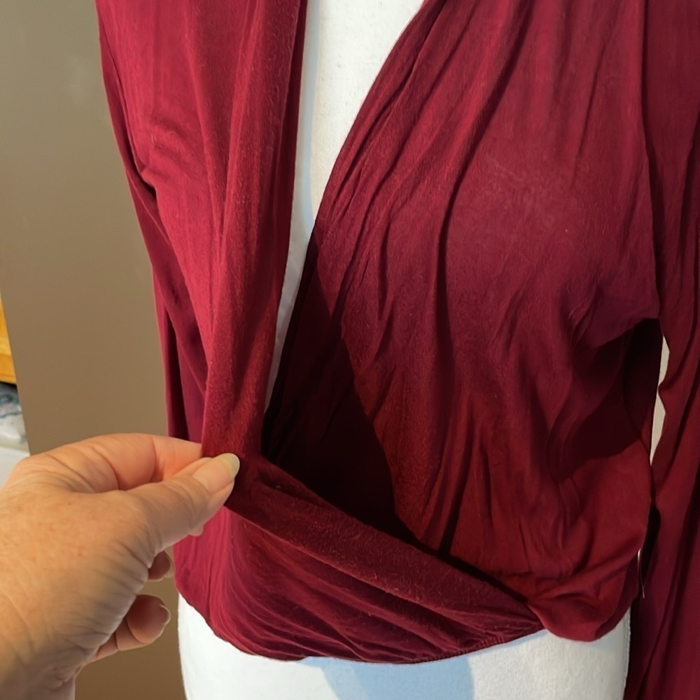 Beware Brand Mauve Burgundy Long Sleeve Wrap Top. Medium - Picture 5 of 11